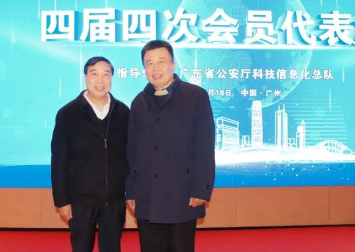 科技助力建设平安城市<br> 智慧守护一路前行。